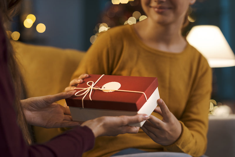 The Ultimate Gift-Giving Etiquette Guide